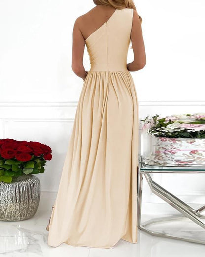 Vestido Largo Elegante Un Hombro con Abertura
